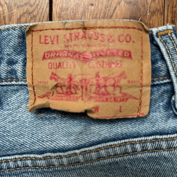 Levi's - Light Blue Regular Fit 505 Jeans - Picture 9 of 13